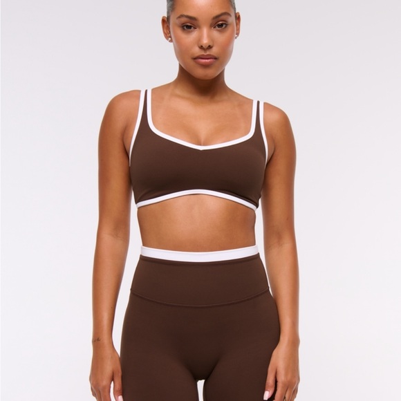 Abercrombie & Fitch YPB StudioFlex Sports Bra - Picture 2 of 7